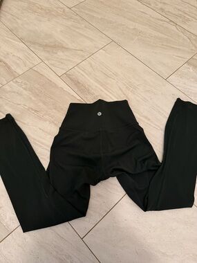 Lululemon High-Rise Dark Green Leggings with Logo